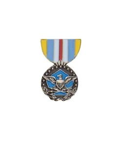 Defense Superior Service Medal Hat Pin