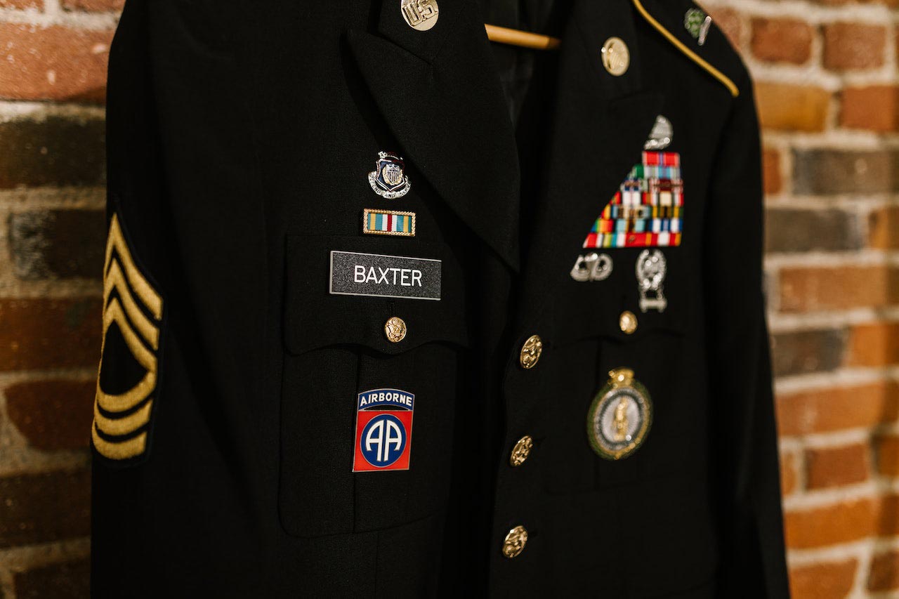 Army dress uniform jacket and insignia